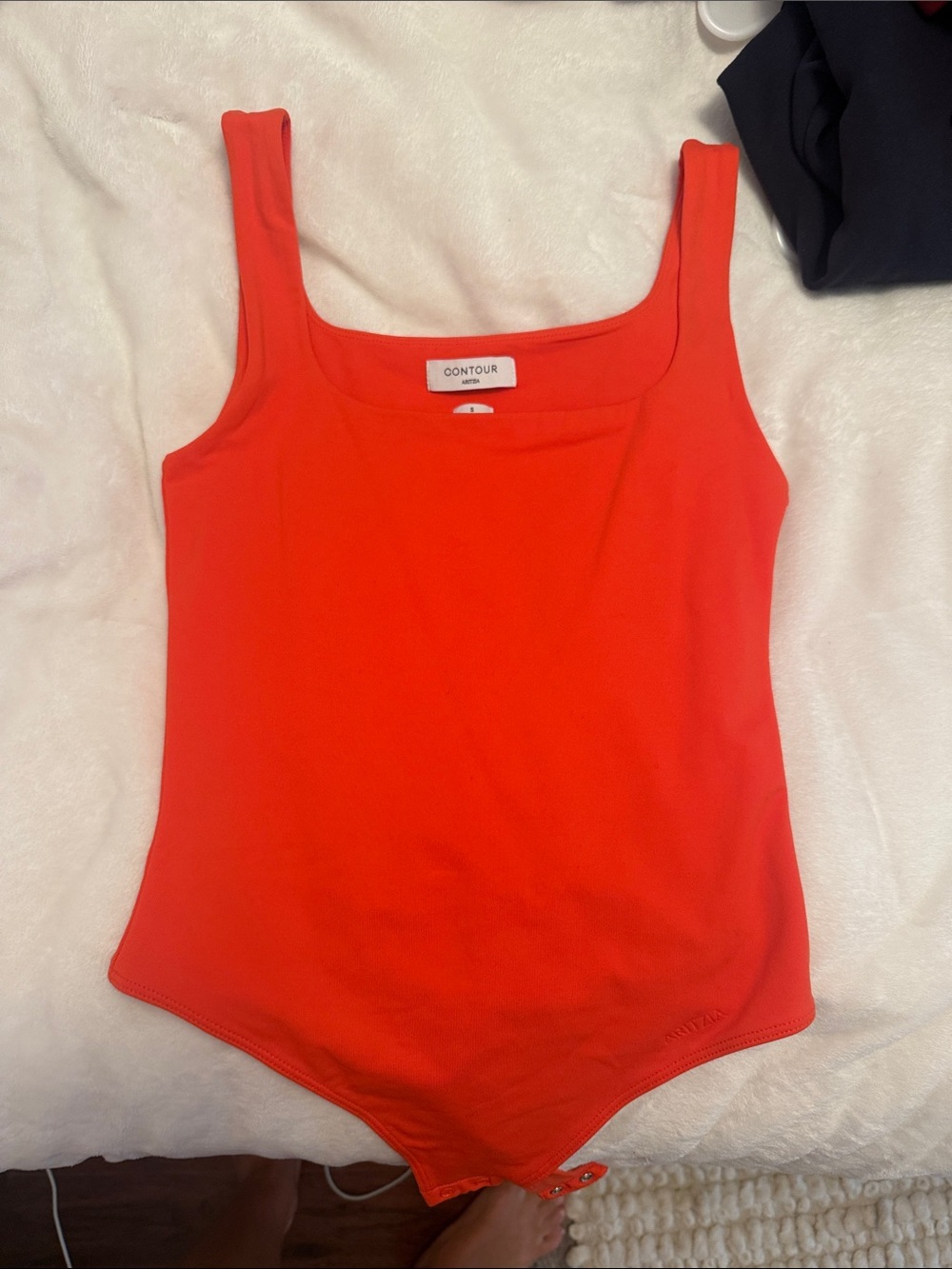 Aritzia Contour Red Square-Neck Tank Bodysuit
